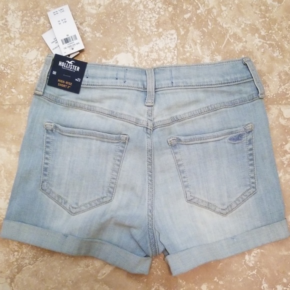 Hollister High Rise Short - Picture 2 of 4